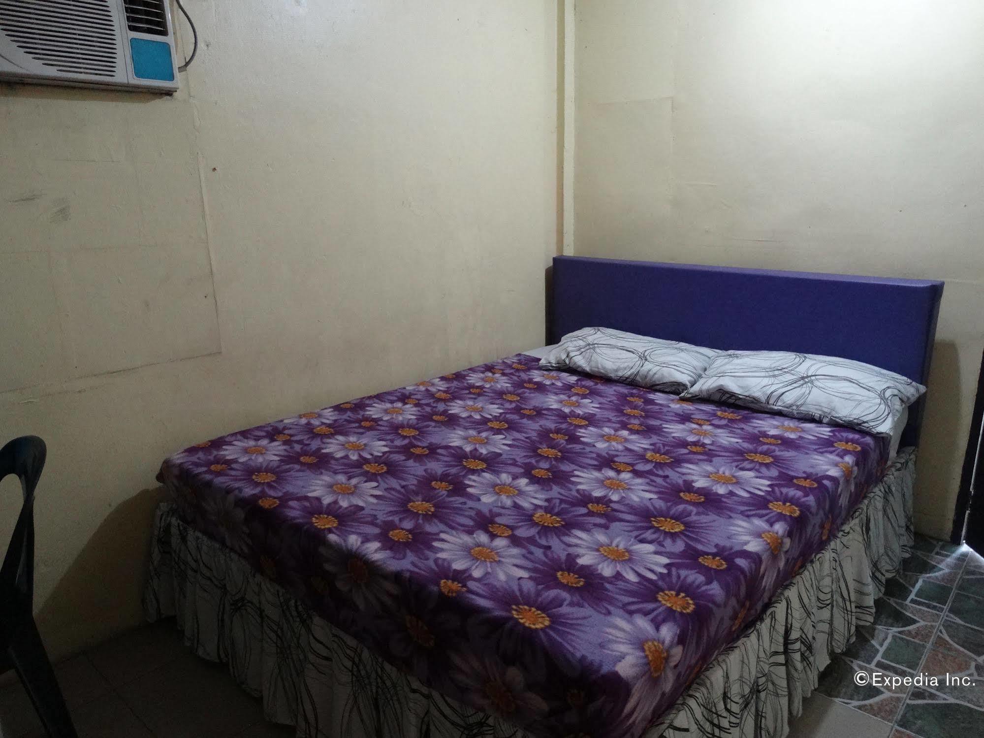 Quoyas Inn Davao City Esterno foto