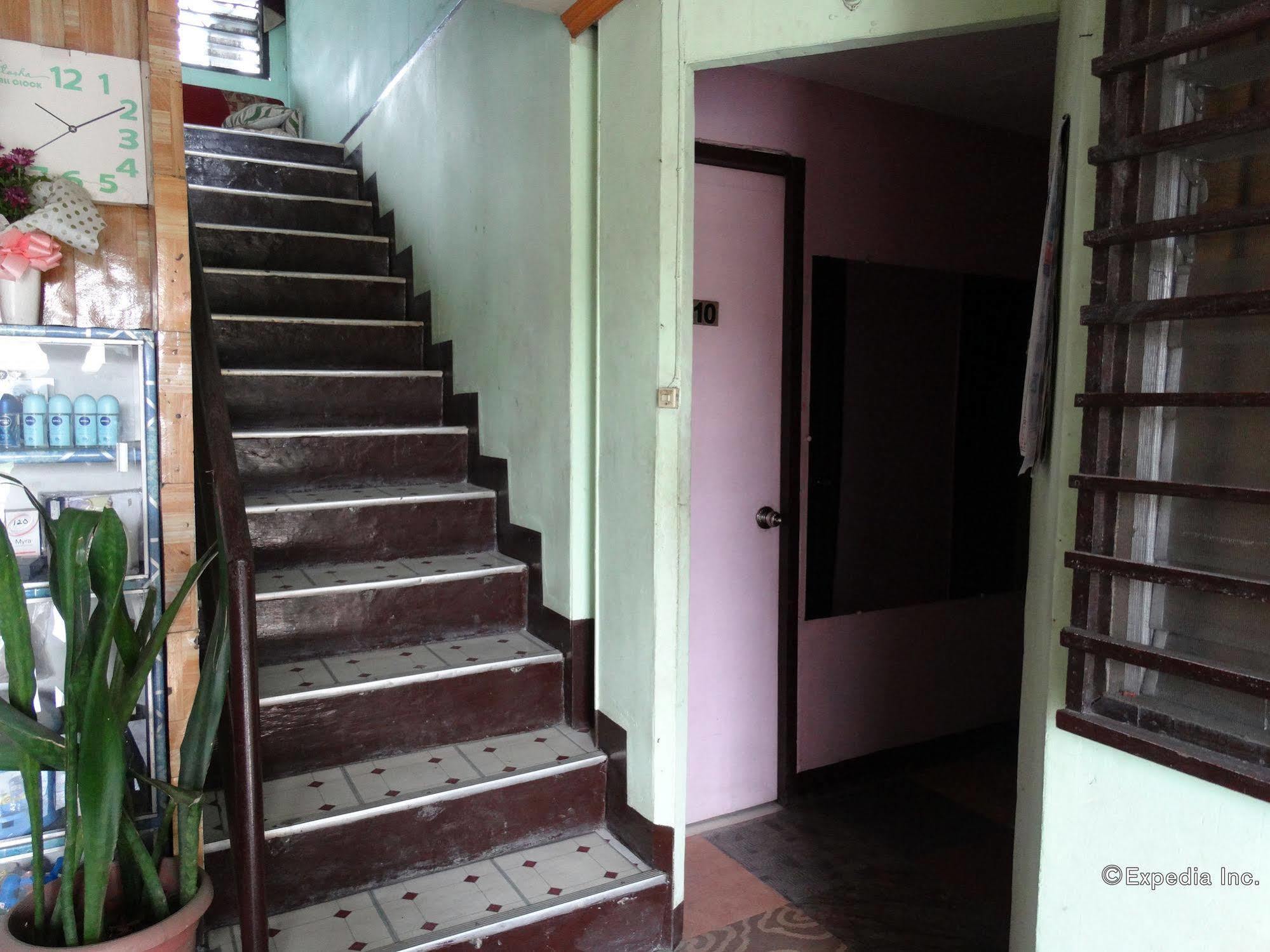 Quoyas Inn Davao City Esterno foto
